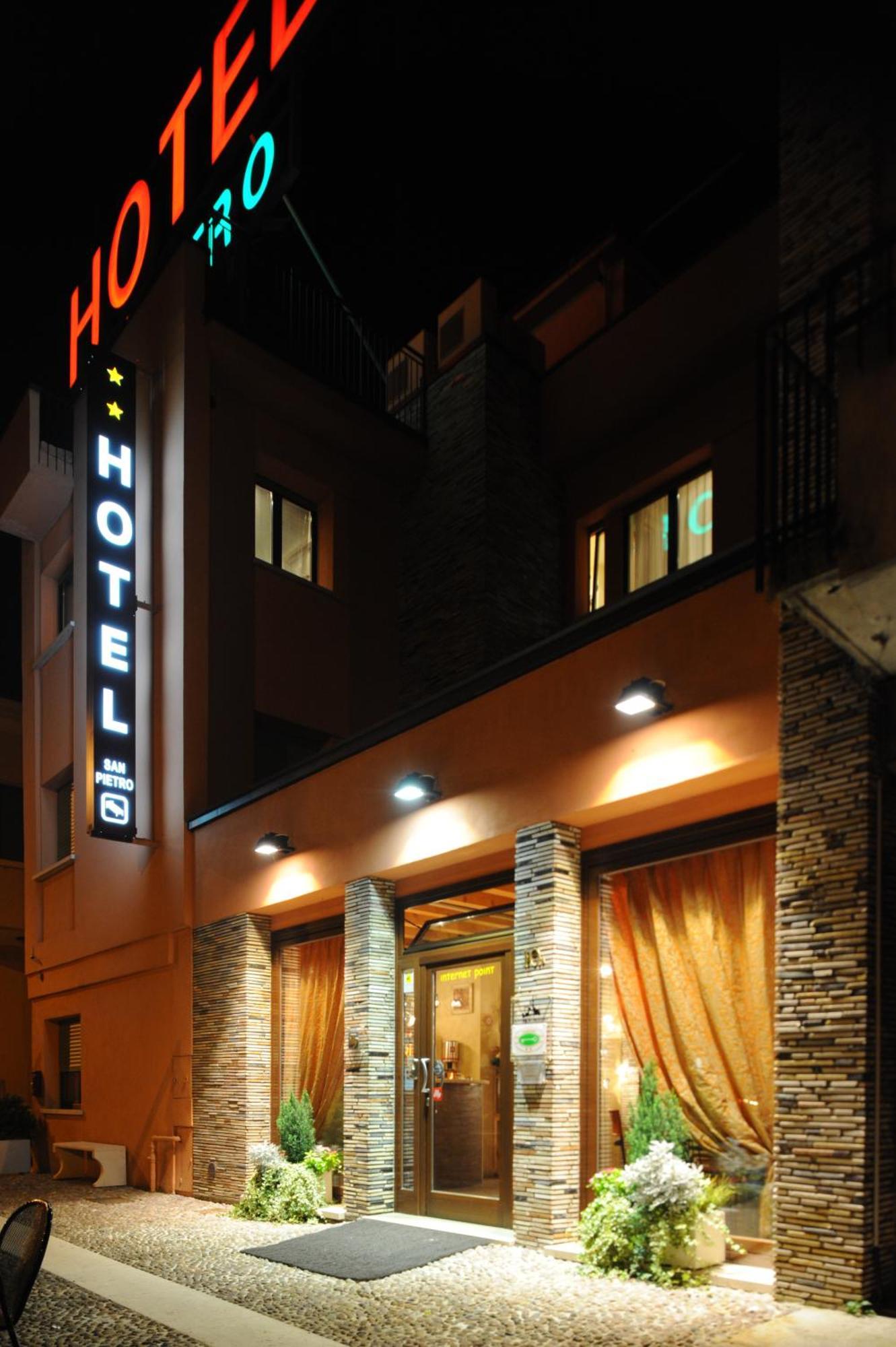 Hotel San Pietro Villafranca di Verona Eksteriør billede